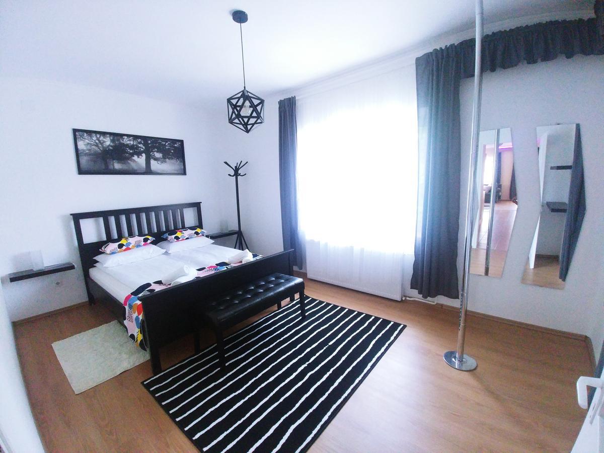 Sarok Apartmanhaz Makó Extérieur photo
