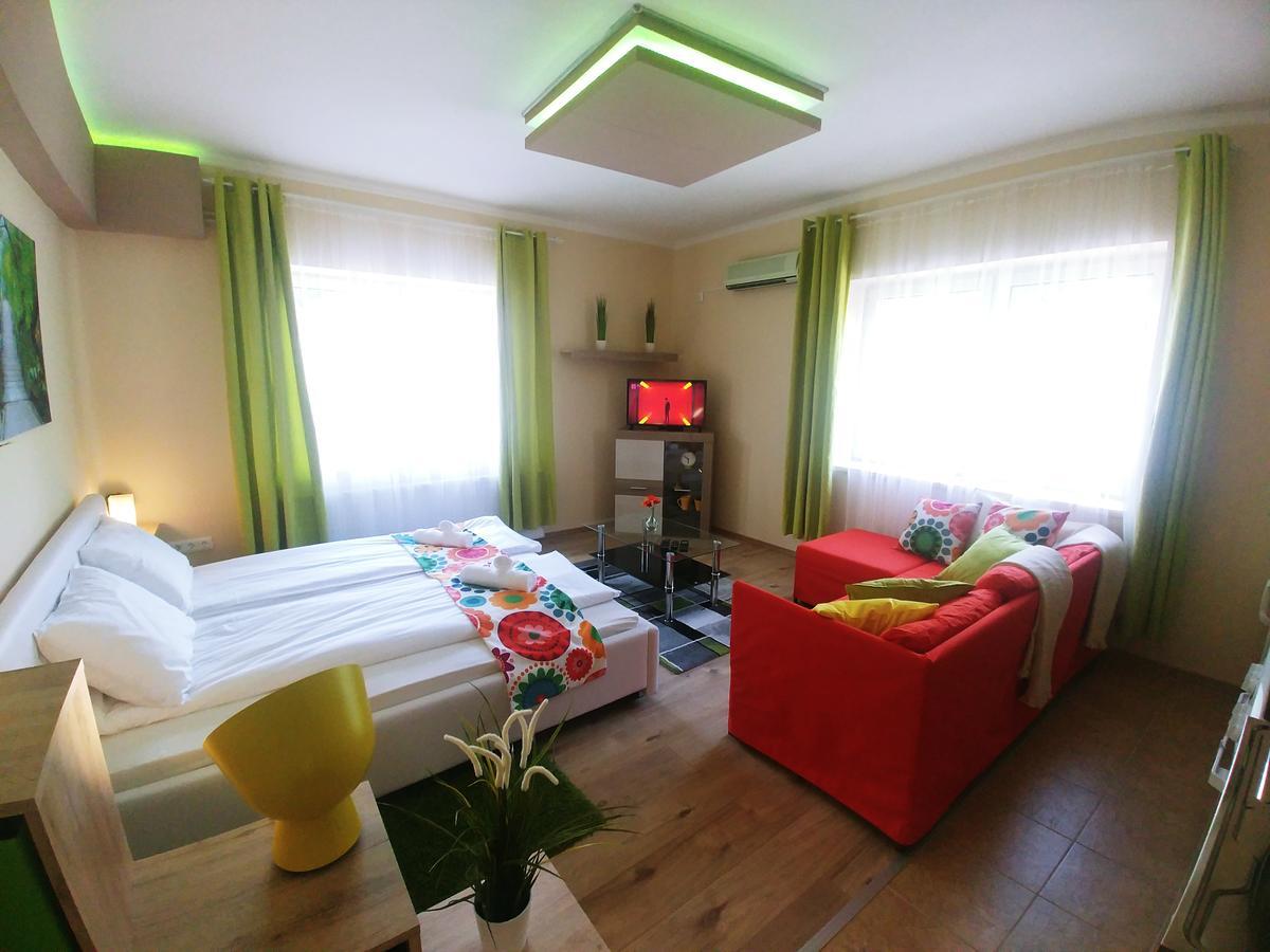 Sarok Apartmanhaz Makó Extérieur photo